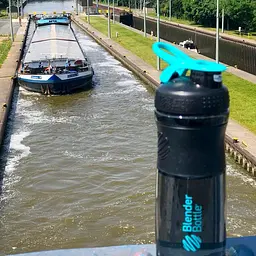 Спортивна пляшка-шейкер (SM 20oz) Blender Bottle 590 мл fit0007250 - мініатюра 4
