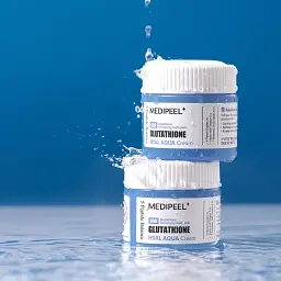 Крем зволожувальний та освітлювальний з глутатіоном Medi Peel Glutathione Hyal Aqua Cream 50 ml - мініатюра 2