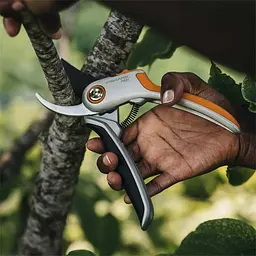 Секатор площинний металевий Fiskars Plus P531 (1057168) - мініатюра 6