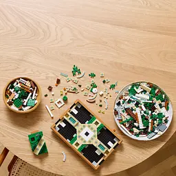 Конструктор LEGO Icons Сад фонтанів 1302 деталей (10359) - мініатюра 4