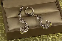 Сережки Xuping Jewelry підвіски завитки 4.5 см сріблясті - мініатюра 3
