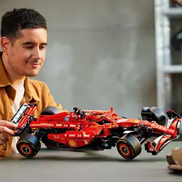 Конструктор LEGO Technic Автомобіль F1 Ferrari SF-24, 1361 деталь (42207) - мініатюра 9