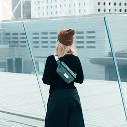 Сумка Native Union W.F.A Crossbody Pouch Slate Green (CROS-POUCH-GRN) зелена - мініатюра 7