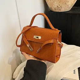 Стильна жіноча класична сумочка з еко-шкіри Lilly P2-8577C коричнева - мініатюра 3