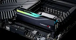 Пам'ять 16Gb x 2 (32Gb Kit) DDR5, 6000 MHz, G.Skill Trident Z5 RGB, Black, 36-36-36-96, 1.35V, з радіатором (F5-6000J3636F16GX2-TZ5RK) - мініатюра 4