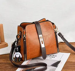 Сумка жіноча маленька стильна через плече крос-боді box bag Коричнева 1641К