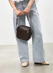 Жіноча кросбоді сумка Sambag Frame шоколадна 20 × 20 × 8 см (50223161) - мініатюра 5