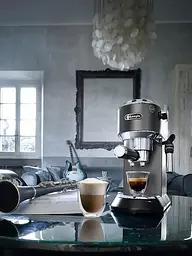 Кавоварка ріжкова Delonghi Dedica EC685.BK - мініатюра 4