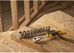 Тріскачка з головками Stanley квадрат 3/8 " 72 pубці крок 5* + 10 торцевих головок (STMT82670-0) - мініатюра 4