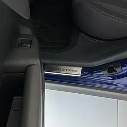 Накладки на пороги для Subaru Crosstrek 2017-2022 / 2022- Нержавіюча сталь із загином та Логотипом 4 шт (Premium P-SB14)