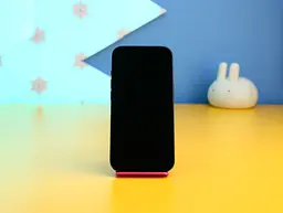 Смартфон Apple iPhone 15 128 ГБ чорний (MTP03) б/в [176136] - мініатюра 4