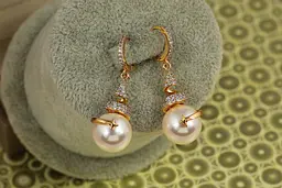 Серьги подвески Xuping Jewelry Звездочет с жемчугом 3,7 см золотистые - миниатюра 2