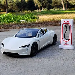 Колекційна металева модель автомобіля АвтоЕксперт Tesla Roadster із зарядною станцією, інерцією, світлом та звуком 1:24 - мініатюра 3