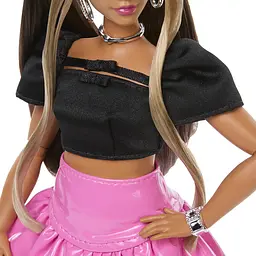 Лялька Barbie Deluxe Style Pink & Black чорний топ і рожева спідниця (JJN74) - мініатюра 4