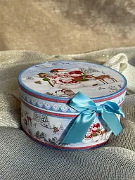 Чашка новорічна R33364 Зимова історія порцелянова в подарунковій коробці 120 мл Біла - мініатюра 4