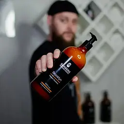 Шампунь Barbers для чоловіків проти лупи Brooklyn 1000 мл 4823099501434
