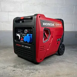 Інверторний бензиновий генератор-валіза з колесами Honda EU65i-SЕ 6.0/6.5 кВт + електростартер - мініатюра 2