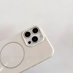 Чохол для iPhone 16e з MagSafe, захисний, глянцевий, з м’якою підкладкою, бежевий - мініатюра 4