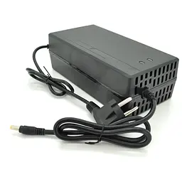 Зарядний пристрій для акумуляторів Li-ion 48V8A(54,6V),13S,штекер 5.5*2.5,з індикацією,!!!!УВАГА !!!!!--- 110V,BOX