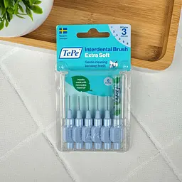 Міжзубна щітка TePe Extra Soft синя (0.6 мм), 6 шт