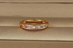 Кільце Xuping Jewelry доріжка прямокутні камені р 13 золотисте - мініатюра 3