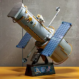 Конструктор LEGO Icons Космічний телескоп «Габбл» (11382) - мініатюра 13