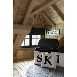 Комплект подушок J-line SKI різдвяні новорічні 45 х 45 см білий 3 шт. (38829) - мініатюра 3