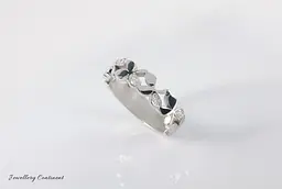 Каблучка клевер з білого золота з діамантами 21 K-0178