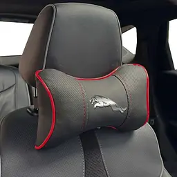 Подушка на підголівник з логотипом Jaguar Екошкіра 3D Кольоровий лого Чорна-Червоний кант 1 шт