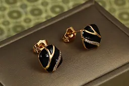Сережки гвоздики Xuping Jewelry Руна 11 мм золотисті