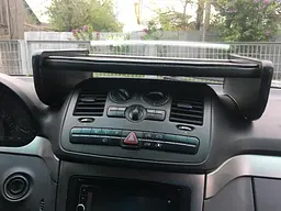Столик на торпеду Mercedes Vito 2003-2015 W639 з логотипом - мініатюра 3