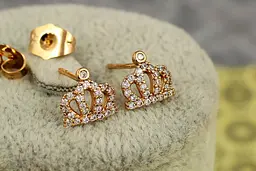 Сережки гвоздики Xuping Jewelry корона з камінцями 8 мм золотисті