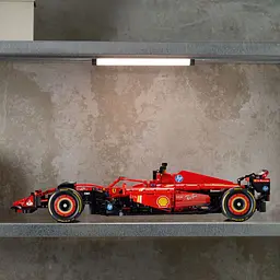 Конструктор LEGO Technic Автомобіль F1 Ferrari SF-24, 1361 деталь (42207) - мініатюра 4