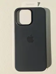 Оригінальний силіконовий чохол для iPhone 14 Pro Max (6.7") Apple Silicone Case MagSafe Midnight MPTP3ZE/A - мініатюра 4