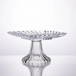 Тортівниця скляна квадратна на ніжці 16×16 см прозора для торта, десертів, сервірування столу Yiwu 64486-15 - мініатюра 2