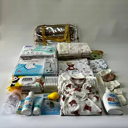 Набір для пологового будинку для новонародженого 33 предмети + прозора сумка в подарунок від ЕкоМама нейтральні кольори - мініатюра 10