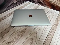 Ноутбук Apple MacBook Pro 13" 2020 i7-1068NG7/32/512 (C02GD0WBML87) Б/в - мініатюра 7