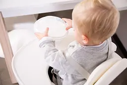 Столик до стільця для годування Childhome Evolu із силіконовим підносом білий (CHEVOTSAW) - мініатюра 5