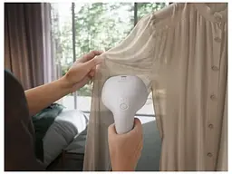 Відпарювач компактний Electrolux 1600Вт, 100мл, постійна пара - 28гр, керамічна підошва, бежевий teh0016259 - мініатюра 2
