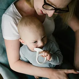 Прорізувач для зубів BabyOno Равлик силіконовий білий (1597/02) - мініатюра 3