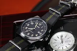 Годинник Lorus RH939KX9 - мініатюра 2