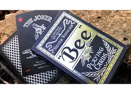 Карти гральні United States Playing Card Company Bee Silver Stinger (02533) - мініатюра 2