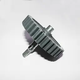 Шестерня м'ясорубки на металевому валу Vilgrand V-228-CSMG