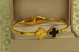 Браслет бенгл Xuping Jewelry жорсткий Sun & Night 60 мм на руку від 17 до 19 см лимонний
