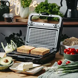 Мультимейкер 2 в 1 Adler AD 3070 black (Бутербродниця — гриль) - мініатюра 8