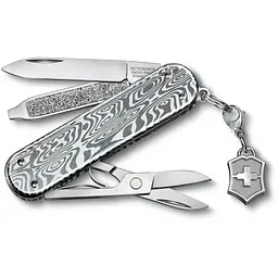 Ніж Victorinox Classic Brilliant Damast 58мм,5функ,дамаск + брелок-лого - мініатюра 5