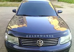 Дефлектор капоту мухобійка Volkswagen Passat (B5) 1997-2001 Voron Glass - мініатюра 3