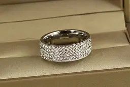 Кільце Xuping Jewelry Чотири доріжки камені по колу р 22 сріблясте
