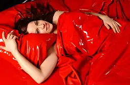 Joy Division SexMAX WetGAMES - Латексне простирадло для сексу, 180х220 см (червоний) - мініатюра 3