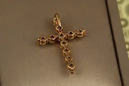Хрестик Xuping Jewelry для тонкого ланцюга з великими фіанітами 2,4 см золотистий - мініатюра 2